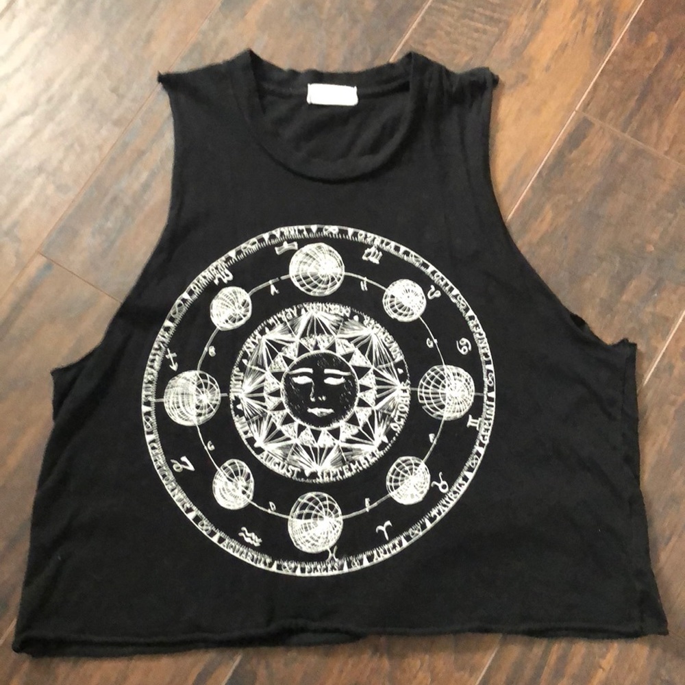 Black muscle tank top